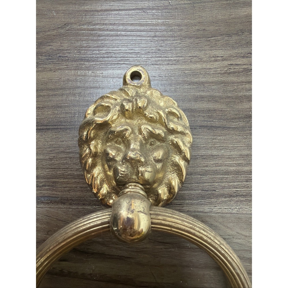 Vtg Brass Lion Head Towel Ring-Wall Mount Bathroom Decor Style Door Knocker P-O - Picture 2 of 4